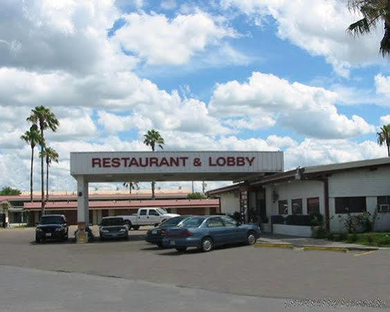 Oyo Hotel Alice Tx Hwy 281 West Exterior photo